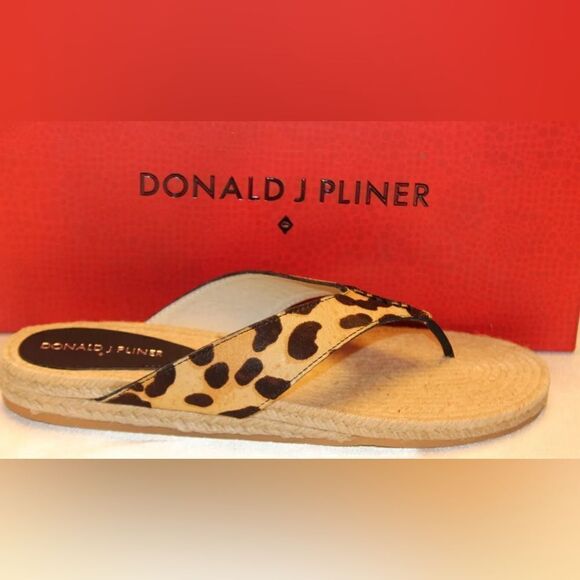 Donald J Pliner Kyla leather leopard print cow hair thing sandal. Jute sole. 6M - Picture 1 of 7